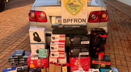BPFRON apreendeu em Realeza veículo carregado com mercadorias contrabandeadas avaliadas R$100 mil
